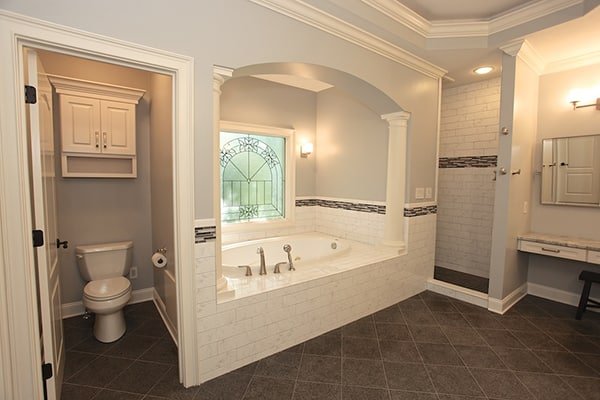 bathroom remodeling austin